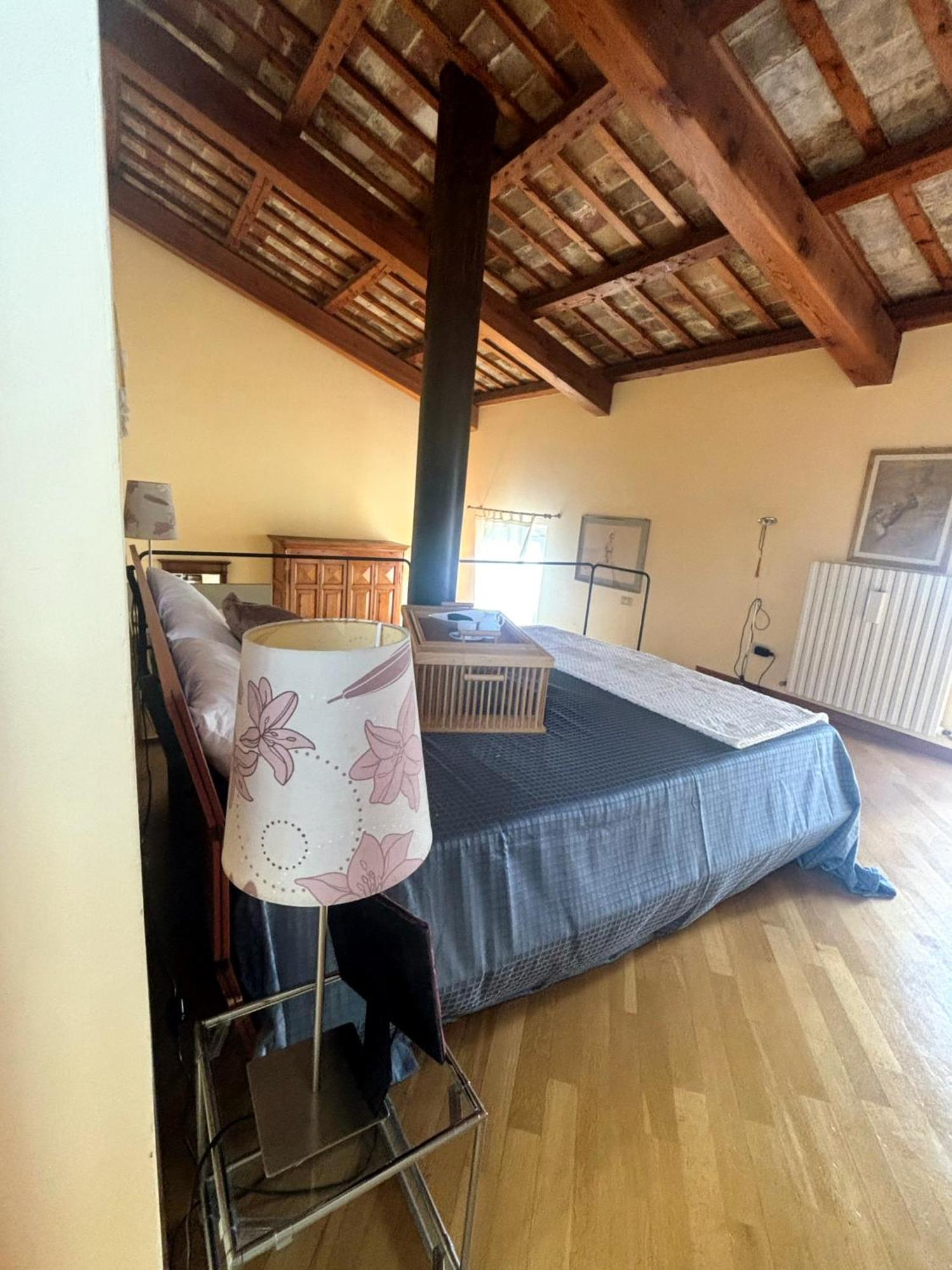 Domus Mirabilis Homestay Анкона Экстерьер фото