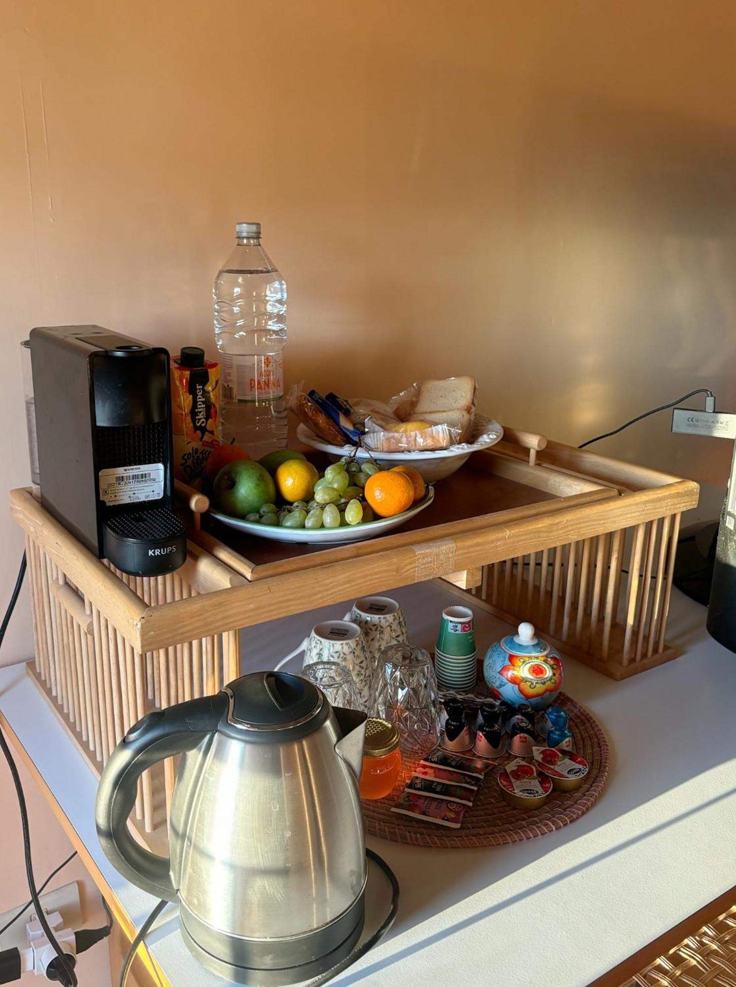 Domus Mirabilis Homestay Анкона Экстерьер фото