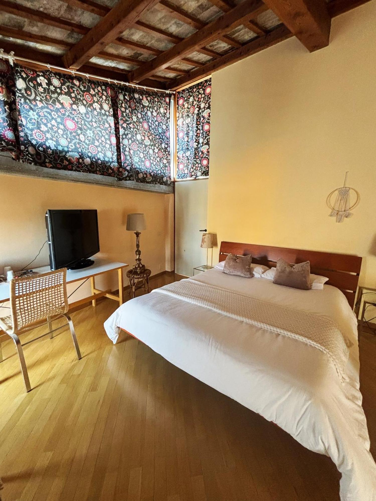 Domus Mirabilis Homestay Анкона Экстерьер фото